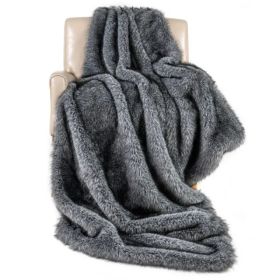 Gray 740GSM Faux Wolf Fur Throw Blanket 60 X80 Double-Sided Soft Fleece Lined Blanket (Option: defaulttitle)